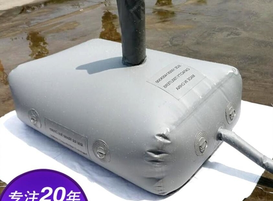 2000 litros Combate a incêndios PVC telhado Tanque de armazenamento de água Tubos longos Design resistente à seca