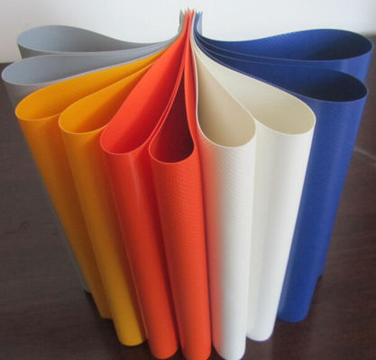 Colorful PVC Coated Tarpaulin Polyester Fabric In Roll 1000D X 1000D 20X20 650 Gsm