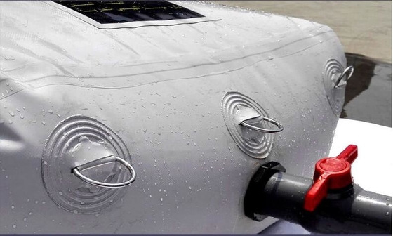 2000 litros Combate a incêndios PVC telhado Tanque de armazenamento de água Tubos longos Design resistente à seca
