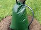 Salvar sacos que molhando da árvore da água a agricultura goteja o uso da tubulação da irrigação