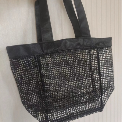 Serviço OEM Saco de mão de malha para esportes ao ar livre na praia ou compras Saco de armazenamento de malha de PVC